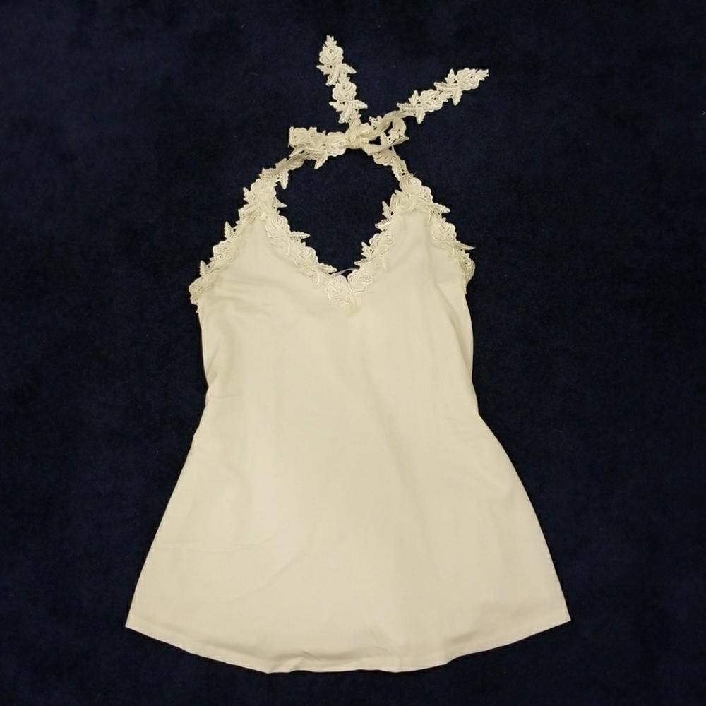 Sabo skirt white dress w/ lace detail